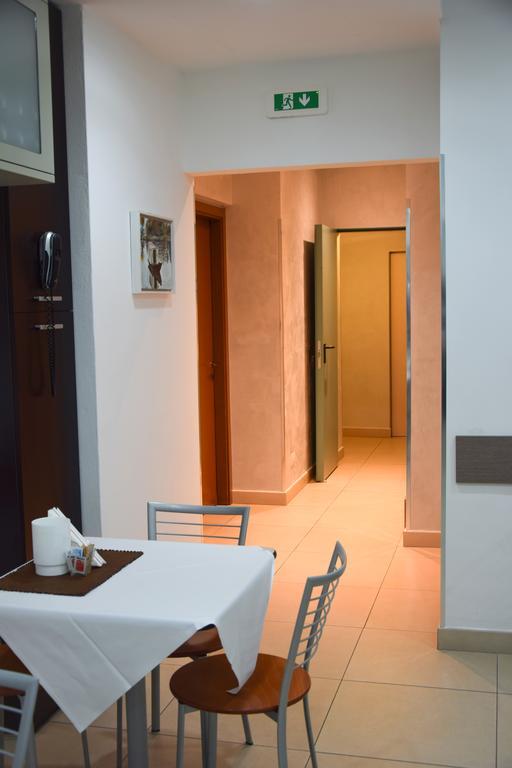 Hotel Losanna Milan Exterior photo
