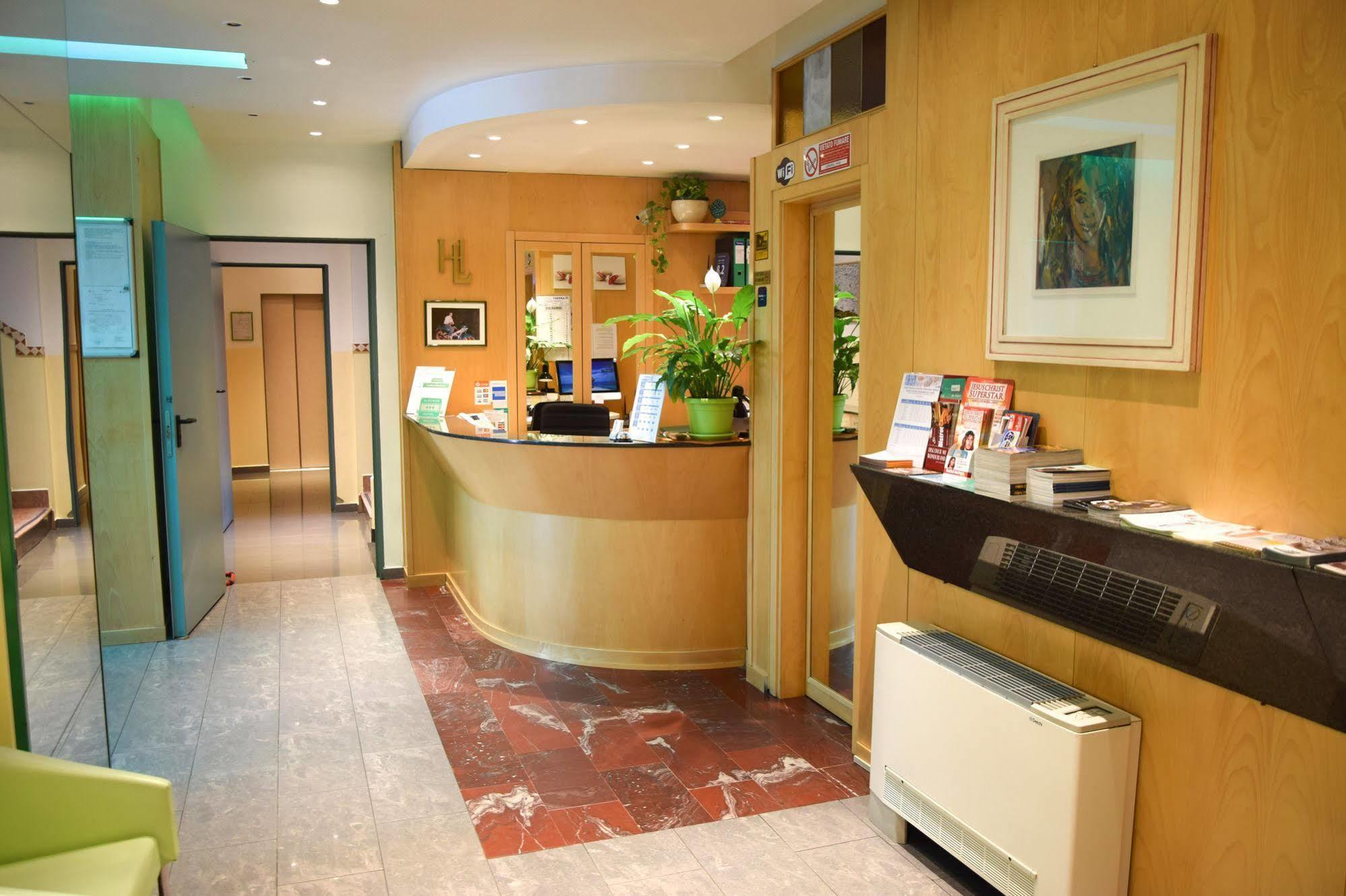 Hotel Losanna Milan Exterior photo