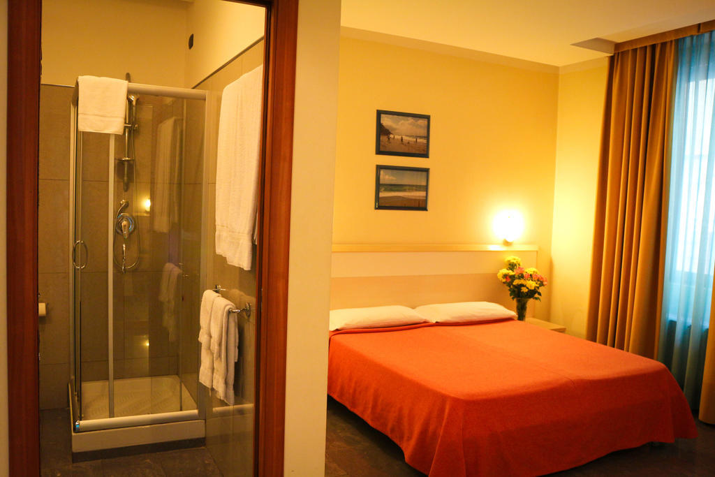 Hotel Losanna Milan Exterior photo